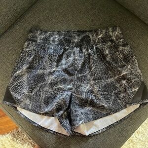 All in motion shorts